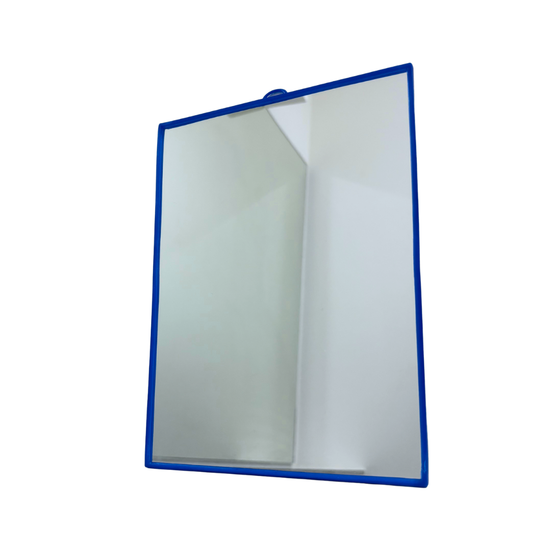Leichter Wandspiegel in Blau