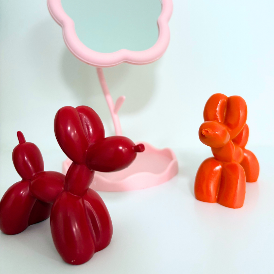 Orange Ballonhund-Figur