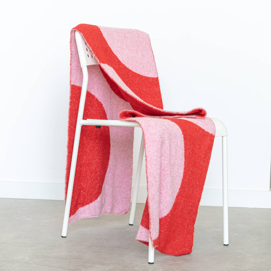 Rote Kuscheldecke "Color Bubbles"