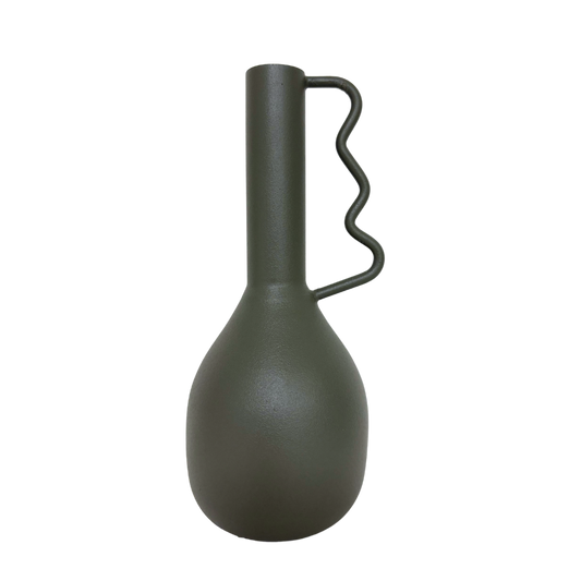 Minimalistische Vase aus Metall