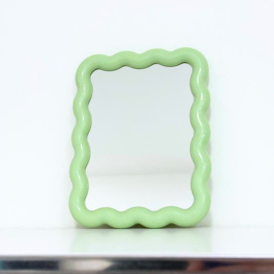 Grüner Spiegel "Waves"